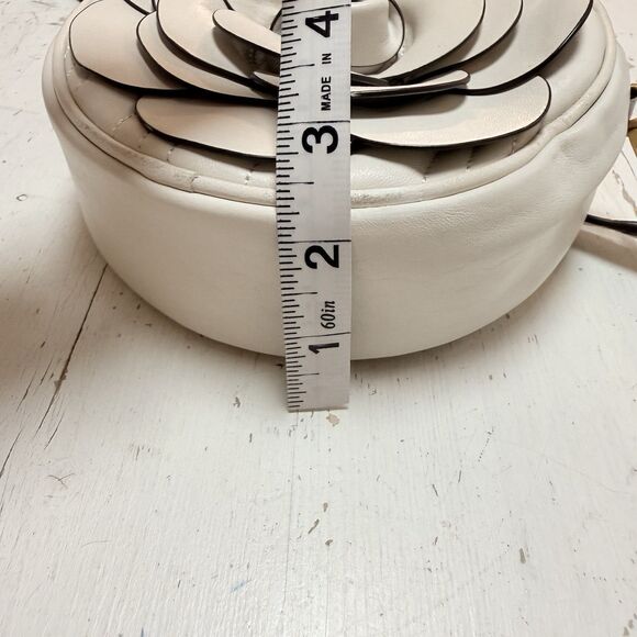 Michael Kors Vivianne Canteen 3D Rose Crossbody Bag Black Whimsical Winter $358 - Picture 12 of 13